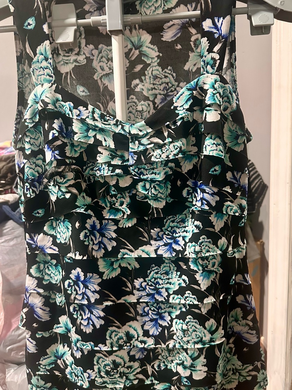 White House Black Market Black Top with Teal and Blue Floral Print - Picture 3 of 4